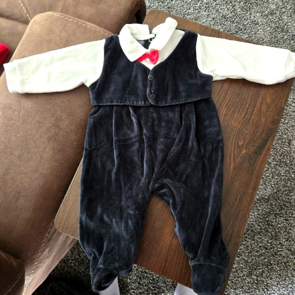 Baby Velour Outfit with Bow Tie